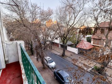 Casa en venta, La Plata. Comercial o vivienda