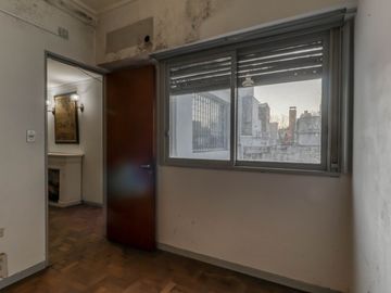 Casa en venta, La Plata. Comercial o vivienda