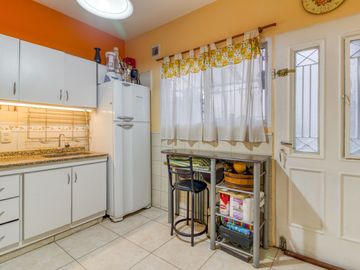 VENTA DUPLEX 3 AMB MORON COCHERA APTO CREDITO