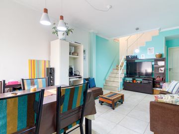VENTA DUPLEX 3 AMB MORON COCHERA APTO CREDITO