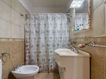 VENTA DUPLEX 3 AMB MORON COCHERA APTO CREDITO