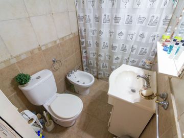 VENTA DUPLEX 3 AMB MORON COCHERA APTO CREDITO