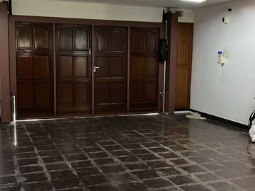 Solida casa en Corimayo Burzaco