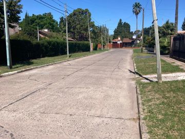 Solida casa en Corimayo Burzaco