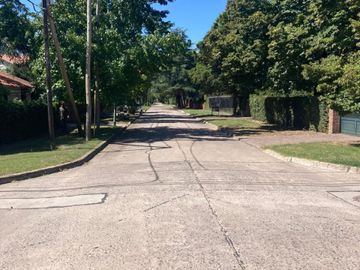 Solida casa en Corimayo Burzaco