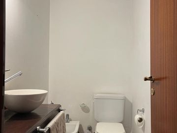 Solida casa en Corimayo Burzaco