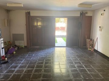 Solida casa en Corimayo Burzaco
