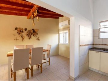 VENTA CASA 4 AMB EN HAEDO NORTE