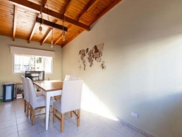 VENTA CASA 4 AMB EN HAEDO NORTE