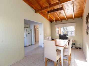 VENTA CASA 4 AMB EN HAEDO NORTE