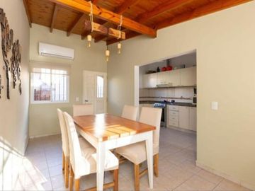 VENTA CASA 4 AMB EN HAEDO NORTE