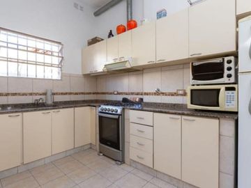 VENTA CASA 4 AMB EN HAEDO NORTE