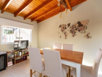 VENTA CASA 4 AMB EN HAEDO NORTE