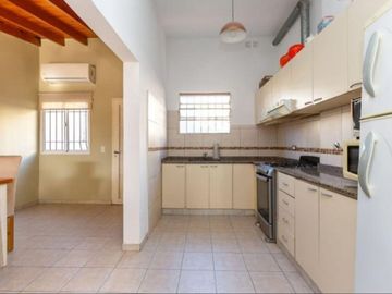 VENTA CASA 4 AMB EN HAEDO NORTE
