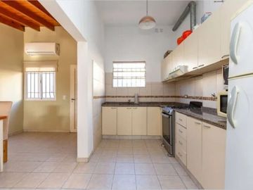 VENTA CASA 4 AMB EN HAEDO NORTE
