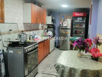 Casa en Venta en av. cuatro poniente / portales