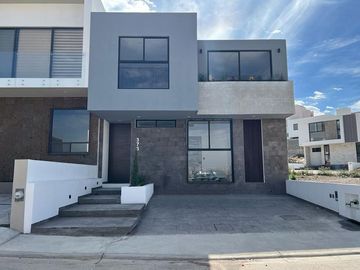 CASA EN VENTA FRACC. LOMALTA. PRECIO DE PROMOCIÓN!. FRACC. CON CASA CLUB, GIMNAS