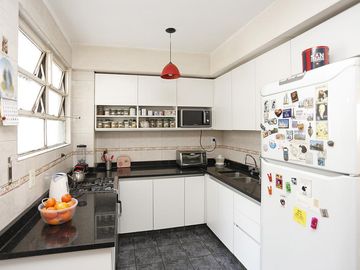 Venta Departamento  Cuatro  ambientes  Caballito