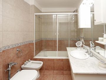 Venta Departamento  Cuatro  ambientes  Caballito