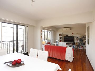Venta Departamento  Cuatro  ambientes  Caballito