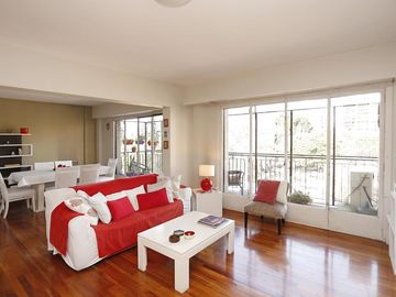 Venta Departamento  Cuatro  ambientes  Caballito
