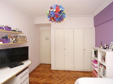 Venta Departamento  Cuatro  ambientes  Caballito