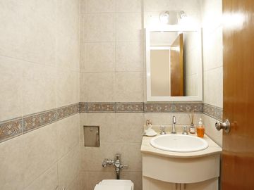 Venta Departamento  Cuatro  ambientes  Caballito