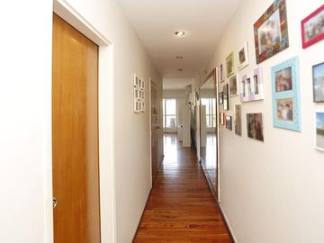 Venta Departamento  Cuatro  ambientes  Caballito