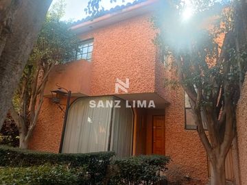 Fracc. El Pueblito de San Ángel: Hogar cálido y acogedor.