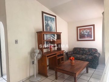 Fracc. El Pueblito de San Ángel: Hogar cálido y acogedor.