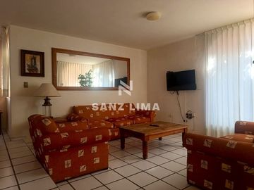 Fracc. El Pueblito de San Ángel: Hogar cálido y acogedor.