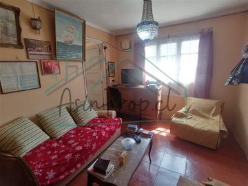 EN VENTA ACOGEDORA CASA EN CONCHALI