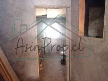EN VENTA ACOGEDORA CASA EN CONCHALI
