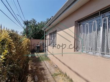 EN VENTA ACOGEDORA CASA EN CONCHALI