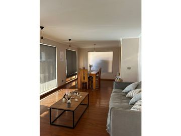Venta Casa 4D 4B en Condominio, Los Villares  Los Andes