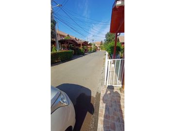 SE VENDE CASA CONDOMINIO LOS NARANJOS, PUENTE ALTO.