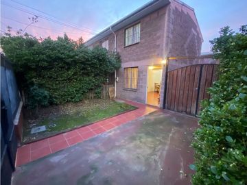 SE VENDE CASA EN CONDOMINIO LOS CIRUELOS PUENTE ALTO