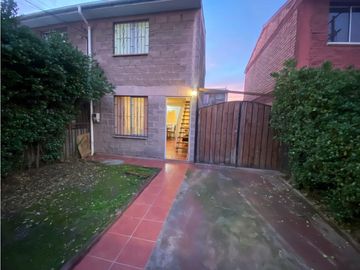 SE VENDE CASA EN CONDOMINIO LOS CIRUELOS PUENTE ALTO