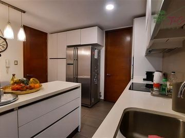 Departamento en Venta en OFERTA Las Condes- Mall Sport