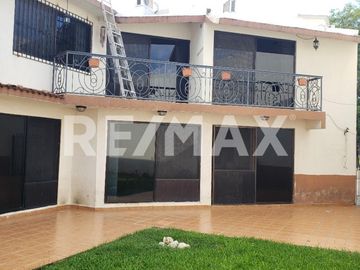 CASA RESIDENCIAL EN VENTA EN VALLE MARINO - (3)