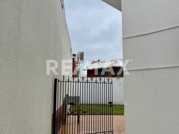 CASA RESIDENCIAL EN VENTA EN VALLE MARINO - (3)