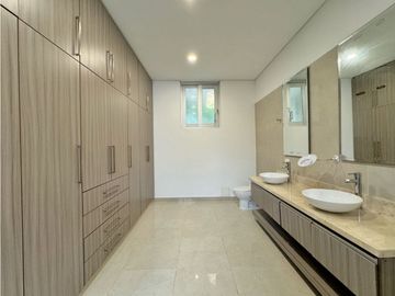Venta CASA AMPLIA en ZONA NORTE Condominio Terranova Cartagena