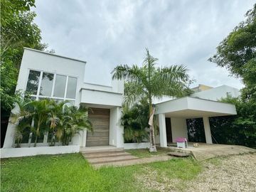 Venta CASA AMPLIA en ZONA NORTE Condominio Terranova Cartagena