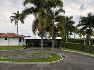 Venta de exclusiva casa campestre en Pereira