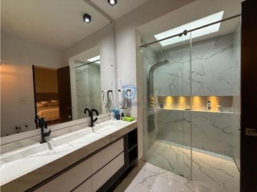 Venta de exclusiva casa campestre en Pereira