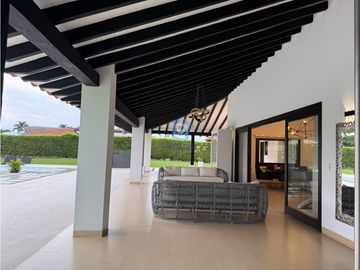 Venta de exclusiva casa campestre en Pereira