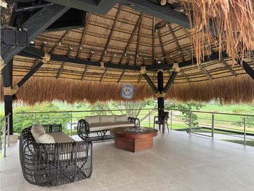 Venta de exclusiva casa campestre en Pereira