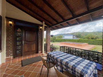 VENTA FINCA LAGO CALIMA CW 9056419 YMQ