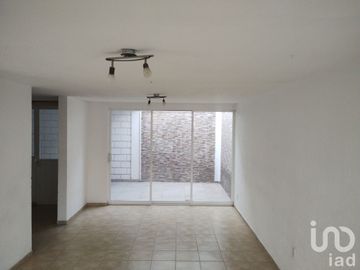 Casa en venta en Camino Real a Huimilpan, Corregidora, Querétaro.