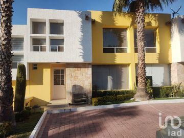 Casa en venta en Camino Real a Huimilpan, Corregidora, Querétaro.